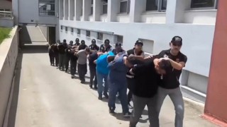 Adana'da şafak operasyonu: Özel harekat kapıları koçbaşıyla kırdı, 58 tutuklama