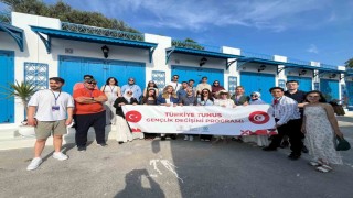 Afyonkarahisarlı 3 genç Tunusu gezdi
