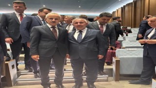 AK Parti İl Başkanı Yıldırım, Ankarada Bakanlarla bir araya geldi