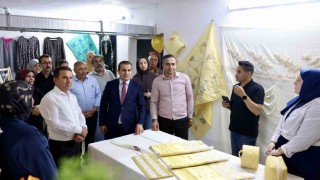 Akçadağda hayat boyu öğrenme sergisi açıldı