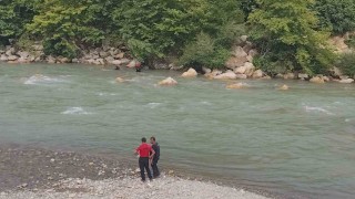 Alanyada çayda kaybolan genci arama çalışmalarına yarın devam edilecek