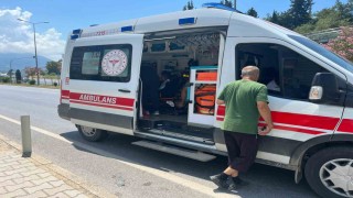 Alanyada motosiklet kazasında sürücü ve yolcu yaralandı