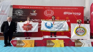 Alanyalı minik okçular Türkiye Şampiyonasından madalyalarla döndü