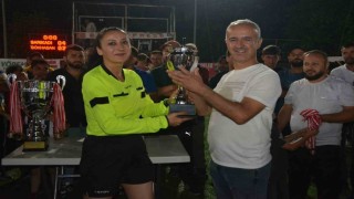 Alaplıda Şehitler anısına futbol turnuvası düzenlendi