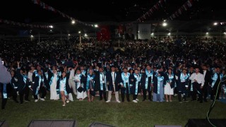 ALKÜ mezuniyet töreni coşkuyla yapıldı