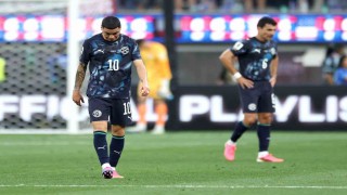 Almironun kırmızı kartı, FIFA Dünya Kupasında ilk
