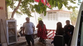 Altyapı çalışmaları sırasında kopan elektrik telleri evlerdeki cihazlara hasar verdi