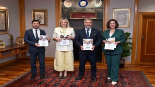 Anadolu Üniversitesi Yayınlarından gastronomi eğitimine mesleki İngilizce desteği