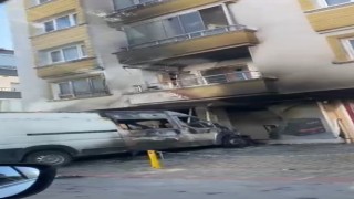 Ankarada gece çıkan yangında dükkan, minibüs ve daire zarar gördü