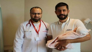 Anne karnında yaşama şansı düşük denilen bebek, Diyarbakırda sağlığına kavuştu