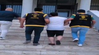 Aranan şahıs saklandığı yerde yakalandı