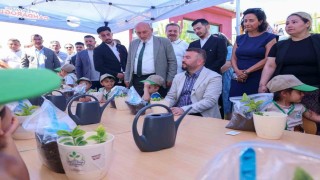 Arnavutköy'de çocukları doğayla buluşturan Bitkim bana emanet projesini hayata geçirildi
