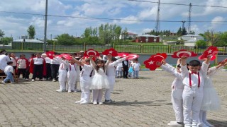 Arpaçay Atatürk İlkokulunda yıl sonu şenliği ve mezuniyet coşkusu