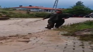 Aşırı yağış Develide sele dönüştü