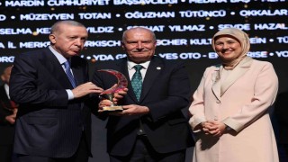 ATOya Kızılaydan anlamlı ödül