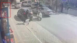 Avcılarda çocuklar arasında çıkan kavgada bir kişi bıçaklandı: O anlar kamerada
