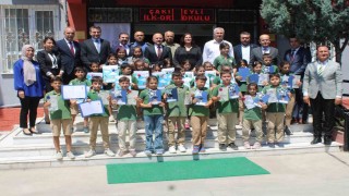 Aydın'da 190 bin öğrenci karne aldı