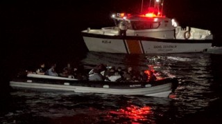 Aydında 32 düzensiz göçmen kurtarıldı