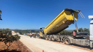 Aydında yol çalışmaları sürüyor