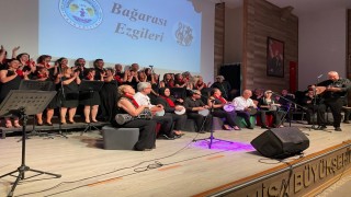 Bağarası ezgileri Alaşehiri coşturdu