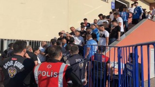 Bağcılarda amatör maçta ortalık karıştı: 2 gözaltı
