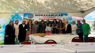 Bahçe bizden, bohça sizden  diyerek buluştular