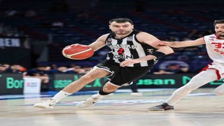 Bahçeşehir Koleji seride 2-1 öne geçti