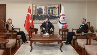 Barbie Kaymakam vali yardımcısı oldu