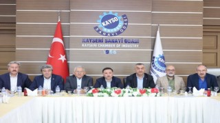 Başkan Büyükkılıç, Kayseri Sanayi Odasında istişare toplantısına katıldı
