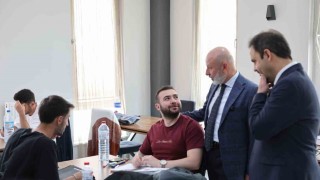 Başkan Çolakbayrakdar, sınava girecek öğrencilere başarılar diledi