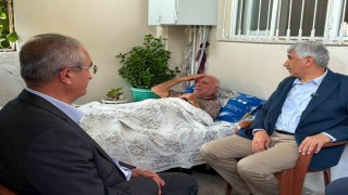 Başkan Hallaçtan Babalar Gününde gönüllere dokunan ziyaretler