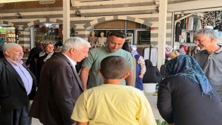 Başkan Karamehmetoğlu vatandaşlarla bir araya geldi