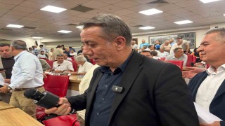 Başkan Yetişkin, meclise kendi mikrofonu ile geldi