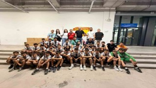 Başkan Zencirciden Germencikli genç futbolculara anlamlı jest