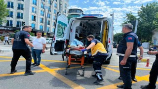 Batmanda motosiklet yayaya çarptı: 2 yaralı