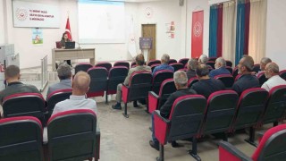 Bayburtta muhtarlara sosyal hizmetler anlatıldı