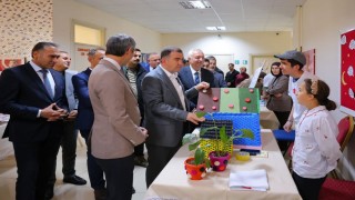 Bayburtta özel öğrenciler projelerini bilim fuarında sergiledi