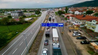 Bayram tatili boyunca Afyonkarahisardan yaklaşık 6 milyon araç geçiş yaptı