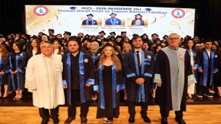 BEUNda başarı ve mutluluk diplomalarla taçlandı