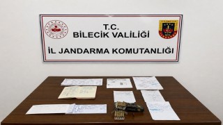 Bilecikte tefecilik operasyonu, çok sayıda yaprak senet karnesi ele geçirildi
