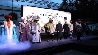 Bin yıllık kıyafetler defilede: Fetihten Milli Mücadeleye Amasya