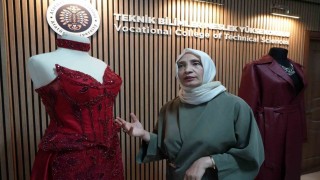 Bir kadının iğnesinden dökülen zarafet