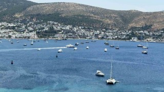 Bodrum koylarında yat kuşatması: Sezon açıldı, denizde yoğunluk başladı