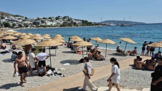Bodrumda sahiller doldu taştı