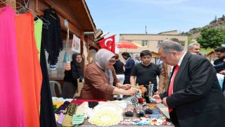 Bu Pazar, Talasın ikinci Maharetli Elleri