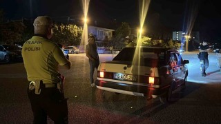 Burdurda abartı egzoz kullanılan 2 araç trafikten men edildi