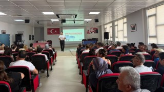 Burhaniyede Okul Güvenliği Bilgilendirme Toplantısı yapıldı