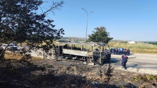 Bursa'da servis otobüsü alevlere teslim oldu