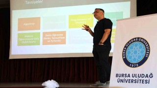 BUÜ'lü akademisyenler lise öğrencileriyle buluştu