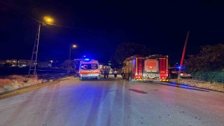 Büyükçekmecede park halindeki tır yandı